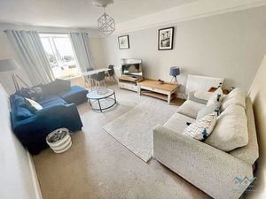 Photo 6- click for photo gallery